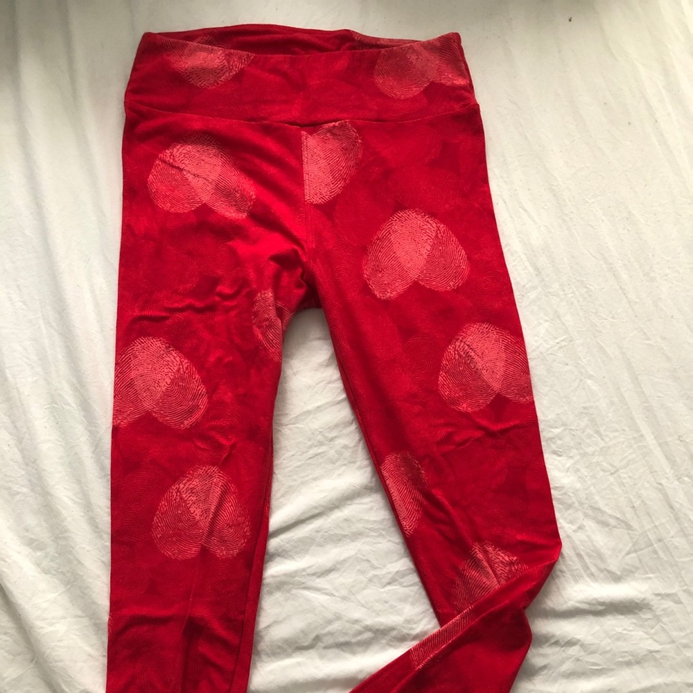 Lularoe Red heart leggings!
